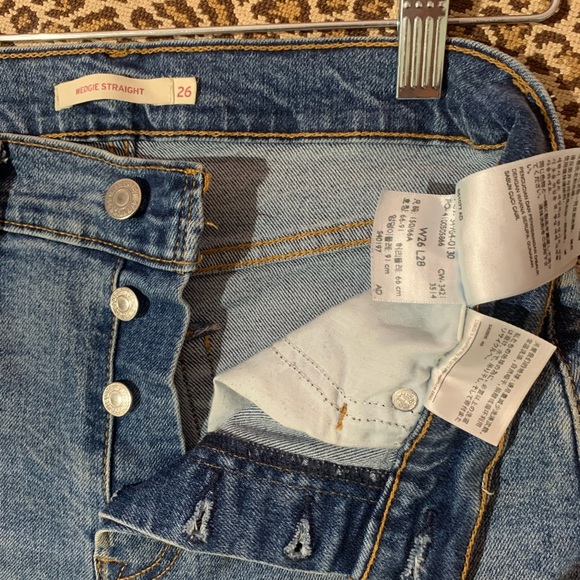 Levi’s Wedgie Straight~W26/L28~blue mid wash - Picture 10 of 11